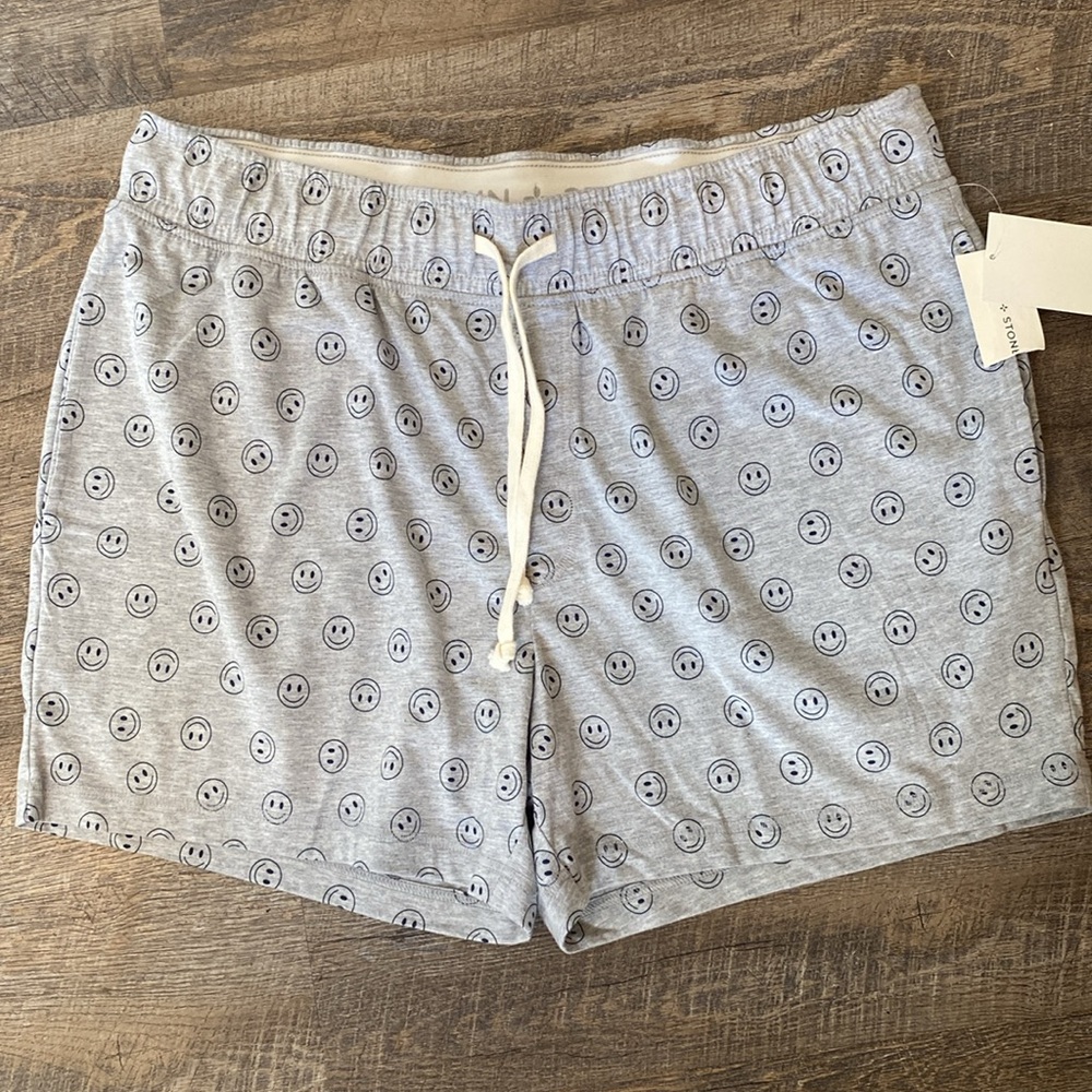 NEW Sun + Stone XL smiley face shorts